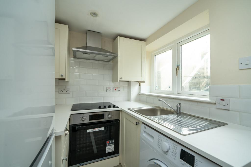 5-Frogmore-Street-1003 (1)