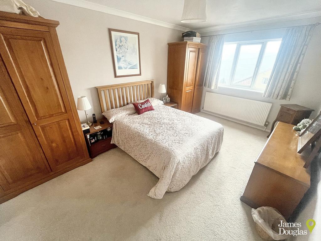 Bed12 (1)