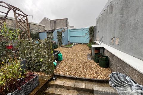 undefined, Elm Street, Ferndale, Rhondda Cynon Taff, CF43