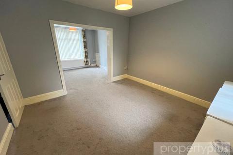 undefined, Elm Street, Ferndale, Rhondda Cynon Taff, CF43