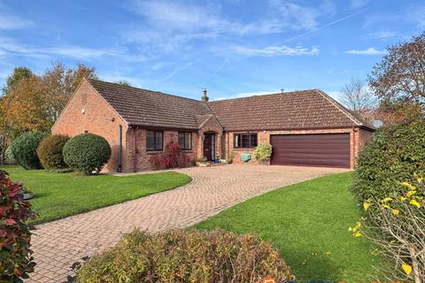 undefined, The Paddocks, 1 LN6