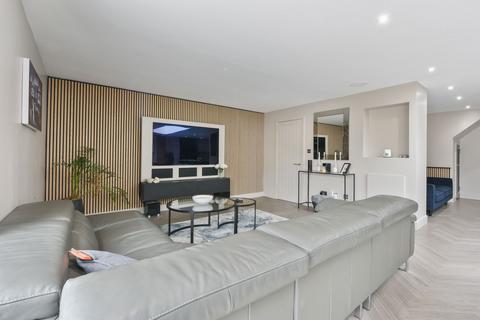 47 Upper Queens Road, Ashford, TN24 8HL