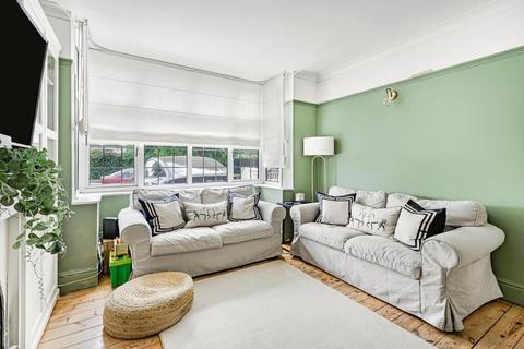 3 bedroom terraced house for sale, Birchwood Avenue, Hatfield AL10