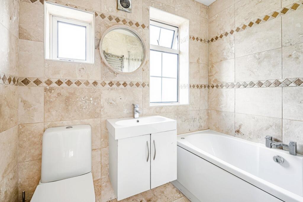 NEW BATHROOM.jpeg