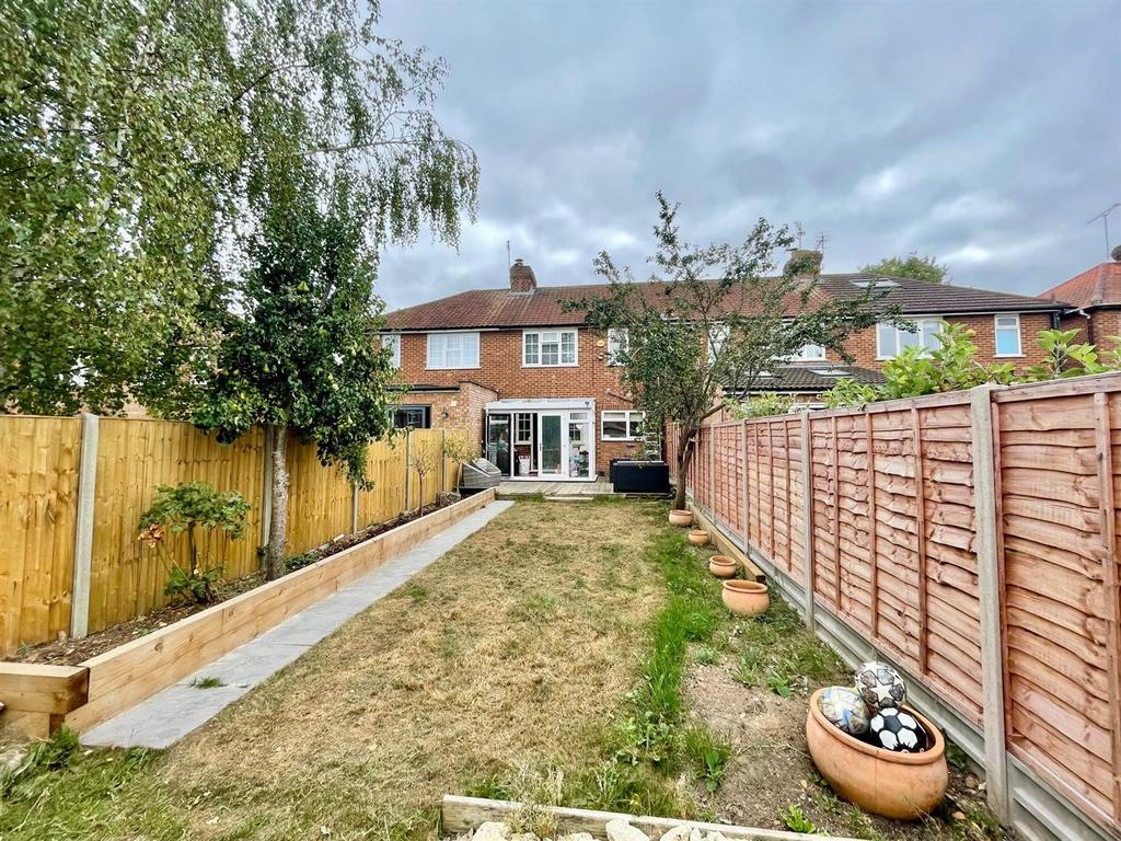 69 Birchwood Ave Garden 2.jpg