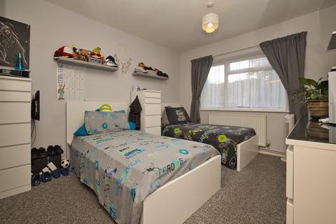 2 bedroom maisonette for sale, Sundew Grove, Ramsgate, CT11