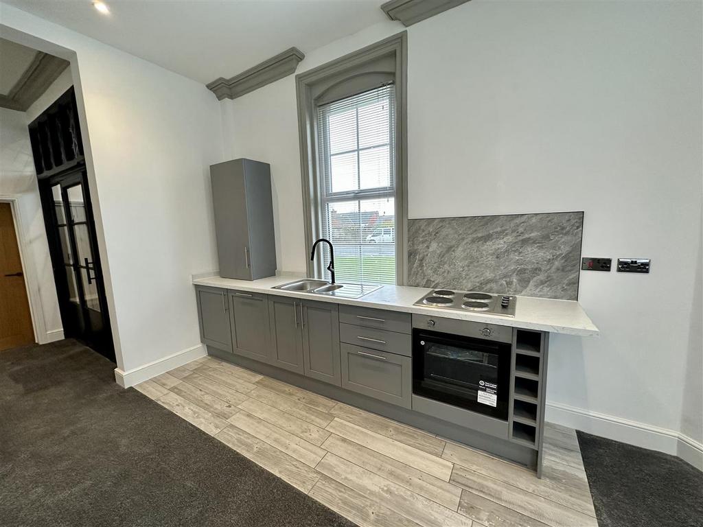 Lounge/Kitchen