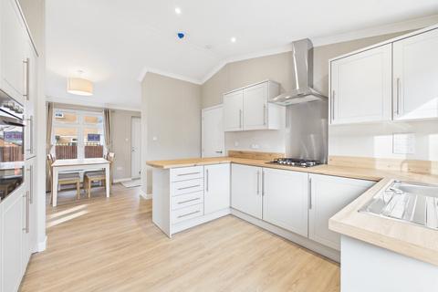 2 bedroom park home for sale, Orchard Park, Hayden Road, Cheltenham, Gloucestershire, GL51