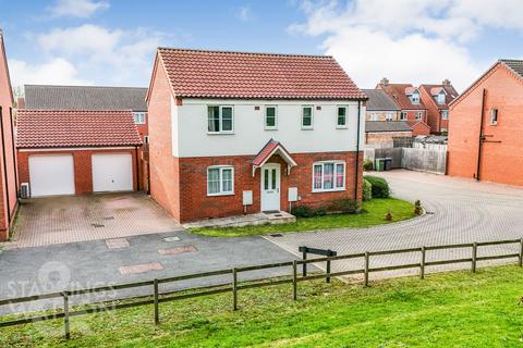 3 bedroom detached house for sale, Ollett Court, Wymondham, Norwich