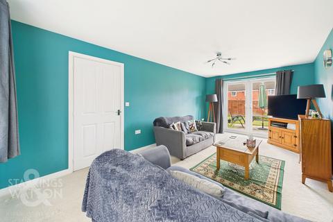 3 bedroom detached house for sale, Ollett Court, Wymondham, Norwich