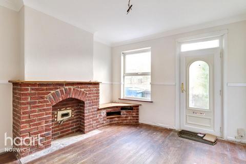 3 bedroom terraced house for sale, Silver Road, Norwich