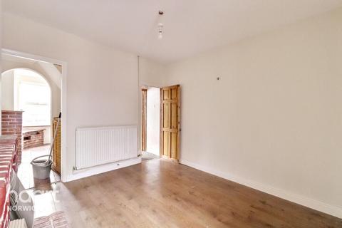 3 bedroom terraced house for sale, Silver Road, Norwich