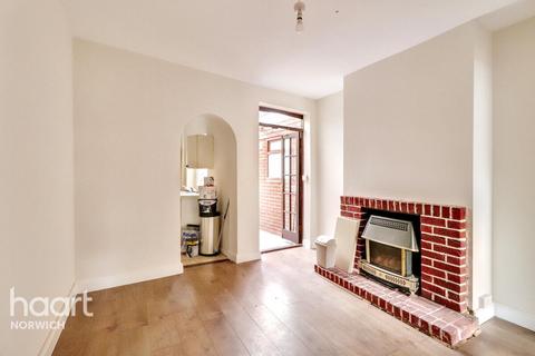3 bedroom terraced house for sale, Silver Road, Norwich
