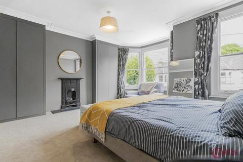 5 bedroom terraced house to rent, Nelson Road, Crouch End, N8