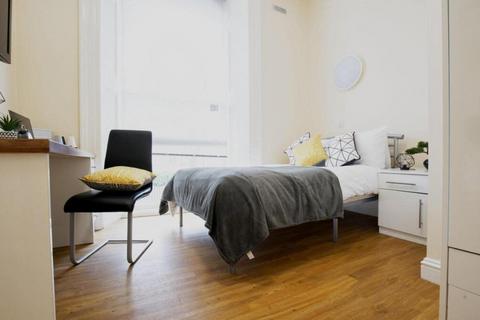 Studio to rent, West End Lane, West Hampstead