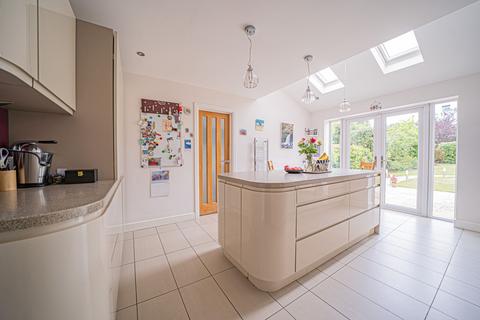 undefined, Yewhurst Road, Solihull, B91