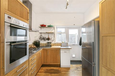 undefined, Hounslow Avenue, Hounslow, TW3