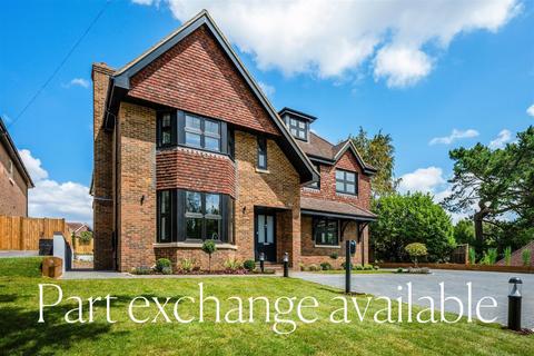 undefined, Waterhouse Lane, Kingswood