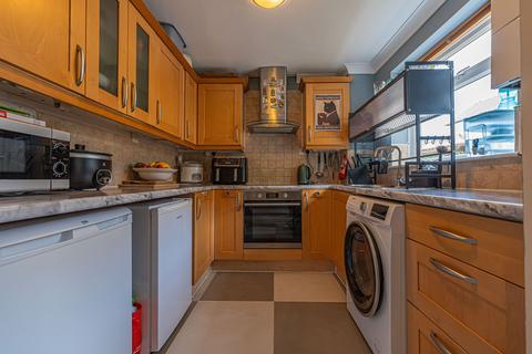 undefined, Spring Grove, Greenmeadow, NP44
