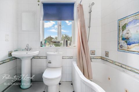 6 bedroom terraced house for sale, Zangwill Road, London SE3