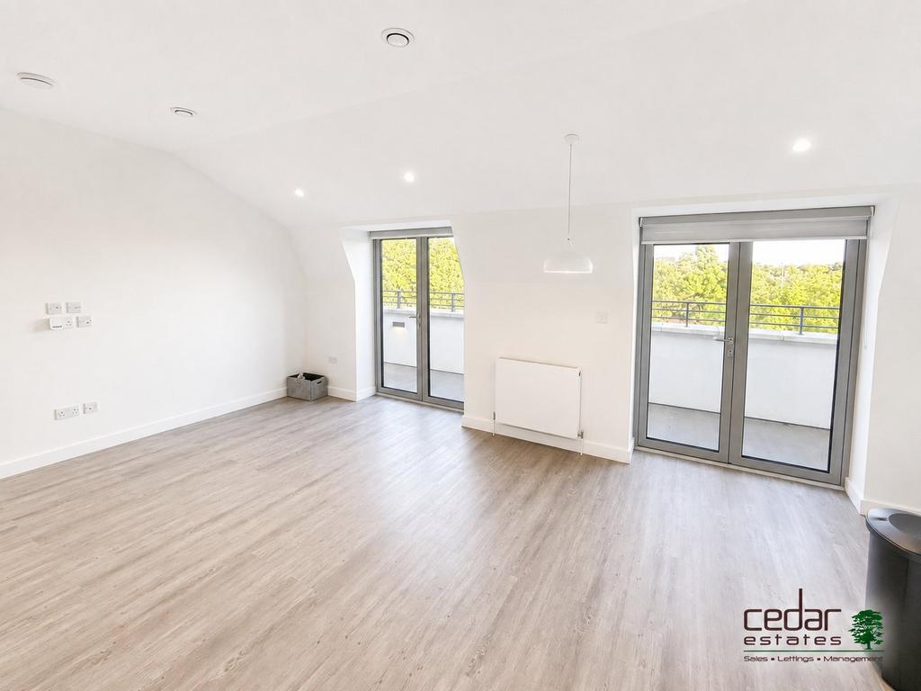 Apartment in London, Brent Cross - View 2