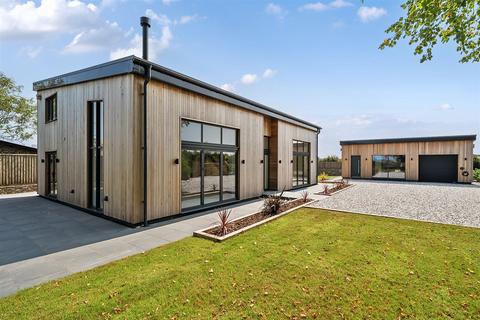 4 bedroom detached house for sale, Lydacott, Barnstaple
