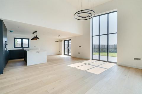 4 bedroom detached house for sale, Lydacott, Barnstaple