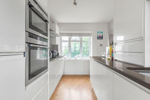 3 bedroom flat for sale, St. Mark's Hill, Surbiton KT6