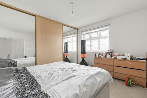 3 bedroom flat for sale, St. Mark's Hill, Surbiton KT6