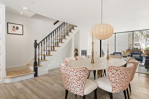 5 bedroom end of terrace house for sale, Lakeside Road, London, W14