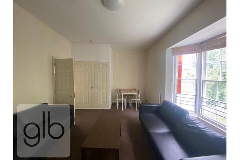 undefined, Binswood Avenue, Leamington Spa CV32