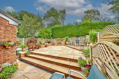 4 bedroom detached house for sale, Sunfield Road, Cannock WS11