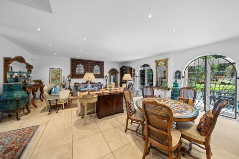 undefined, Chatsworth Road, London, W5 3DD