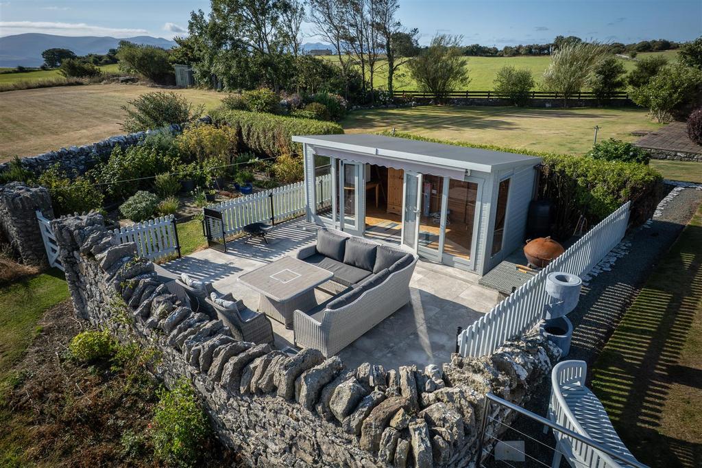 Exterior - Ty Mawr, Llanddona-25.jpg