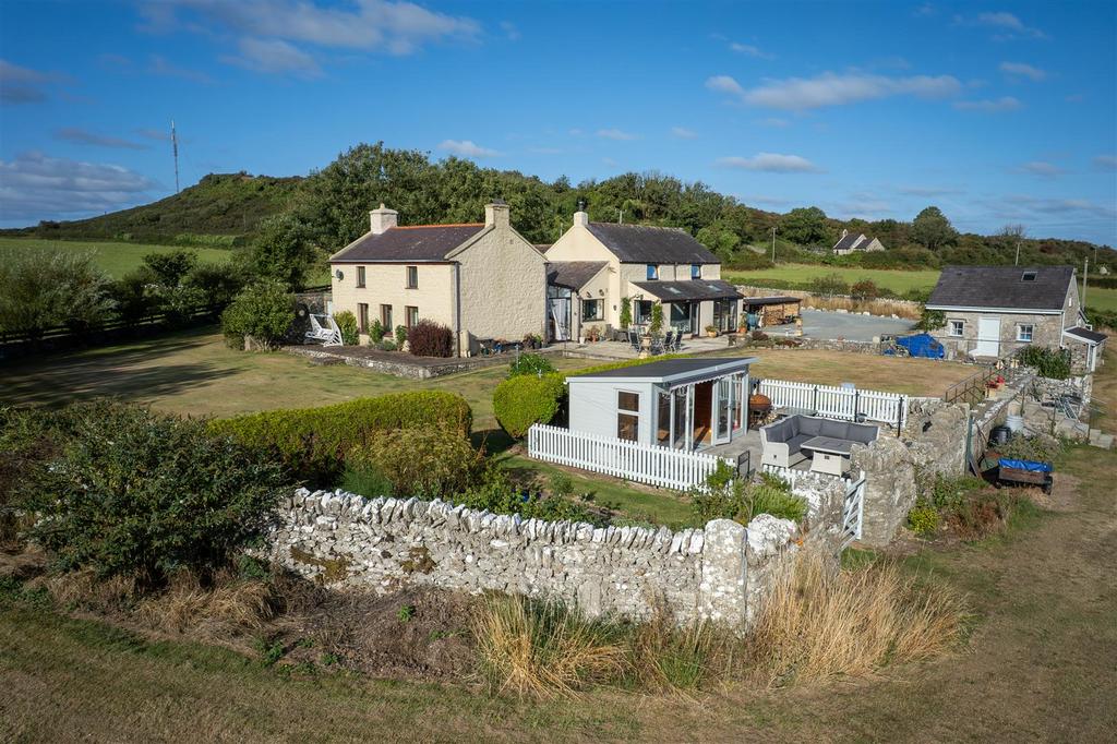Exterior - Ty Mawr, Llanddona-15.jpg