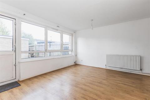31 Carroll Close, London, E15 1RS