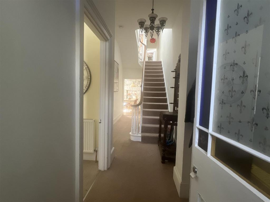 Stairs & Landing