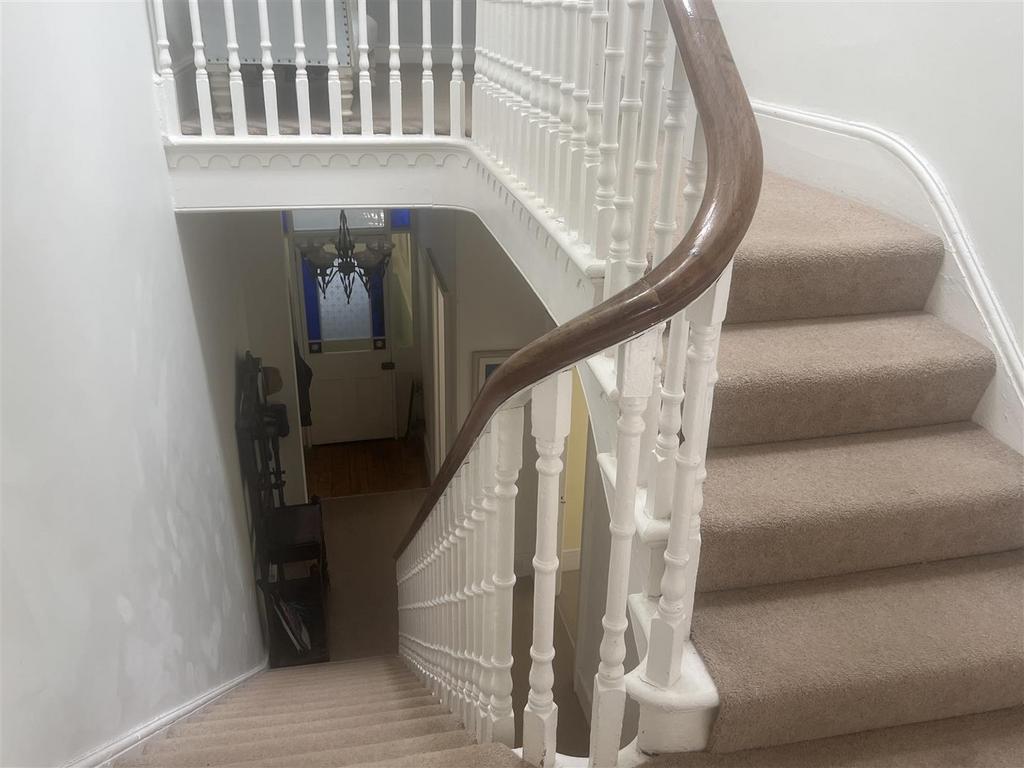 Stairs & Landing