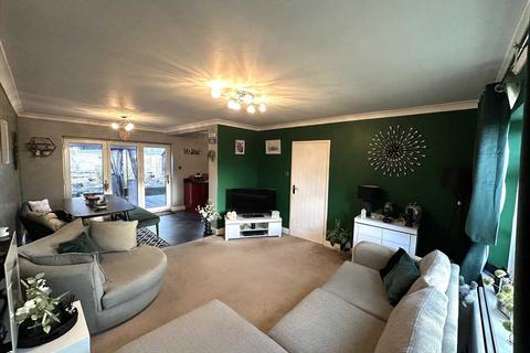 undefined, Scunthorpe DN17