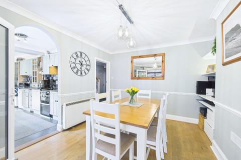 4 bedroom semi-detached house for sale, Purfleet Road, Aveley, South Ockendon, Essex, RM15