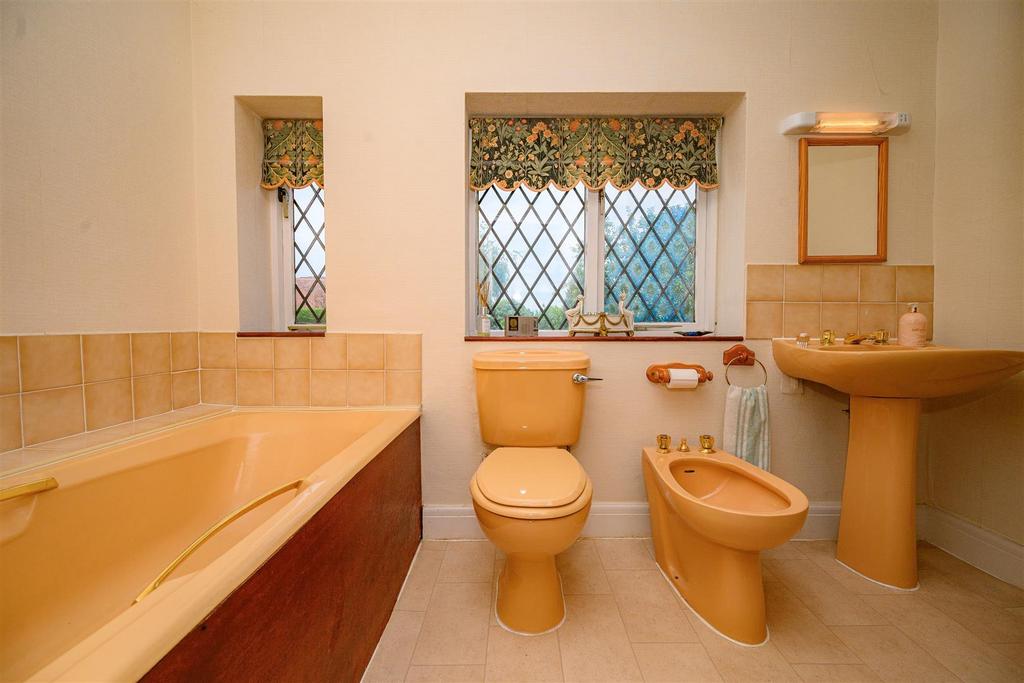 Family Bathroom