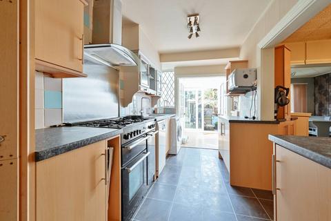 3 bedroom semi-detached house for sale, Ridgeway Close, Hemel Hempstead, HP3