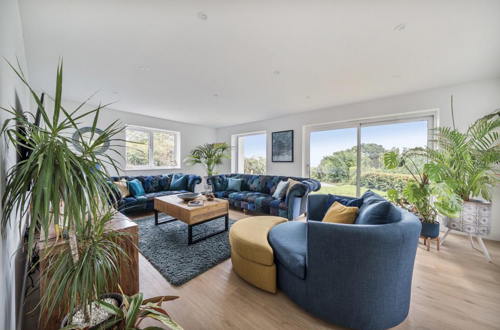 1345557-11-68b850...