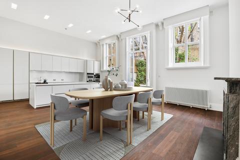 5 bedroom terraced house to rent, Cranley Place, South Kensington, London, SW7