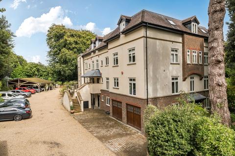 undefined, Kings Crescent, Winchester SO22