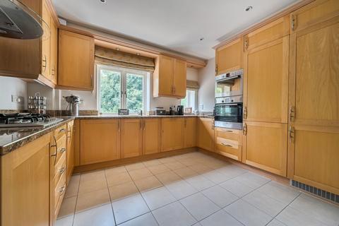 undefined, Kings Crescent, Winchester SO22
