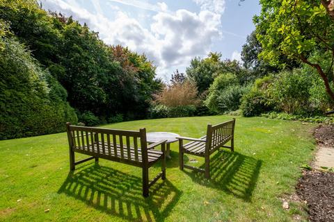 undefined, Kings Crescent, Winchester SO22