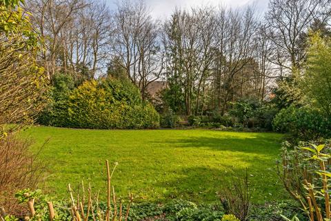 3 bedroom duplex for sale, Kings Crescent, Winchester SO22