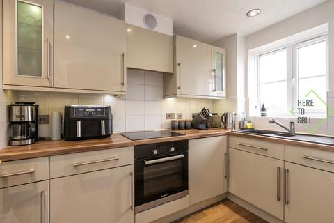 Bren Court, Enfield EN3