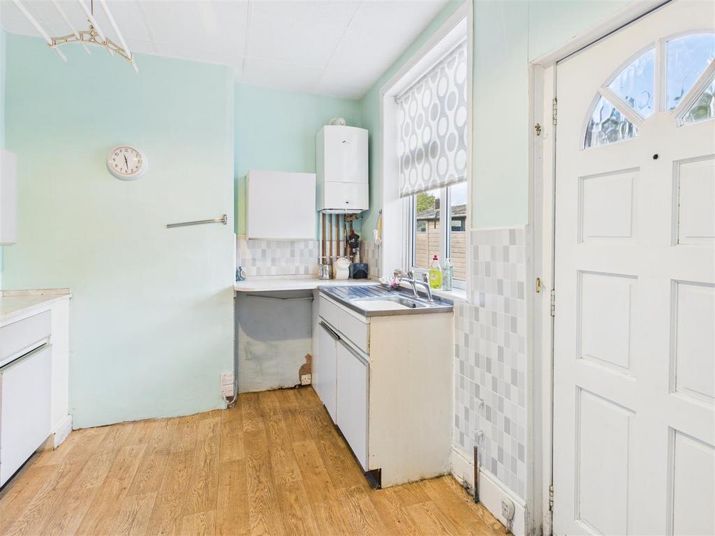 CAM04279 G0-PR0187-STILL050.jpg